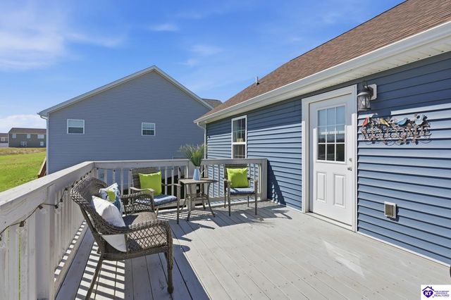 421 Turnberry Court, Vine Grove, KY 40175