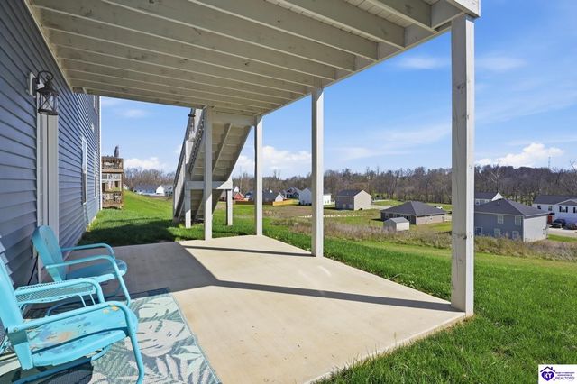 421 Turnberry Court, Vine Grove, KY 40175