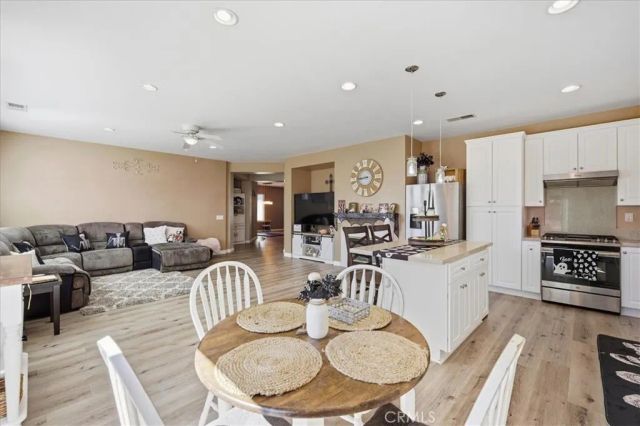 124 Playa Court, Hemet, CA 92545