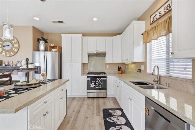 124 Playa Court, Hemet, CA 92545