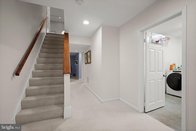 12121 GATEWATER DR, Potomac, MD 20854