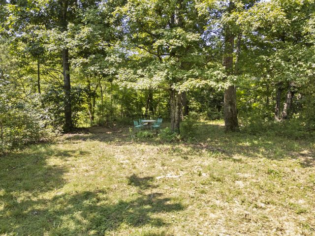 1893 Walnut Grove Rd, Dickson, TN 37055