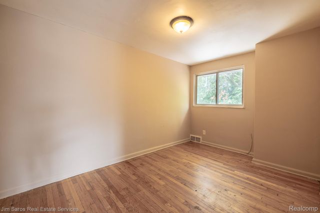 1915 Ewald Circle, Detroit, MI 48238