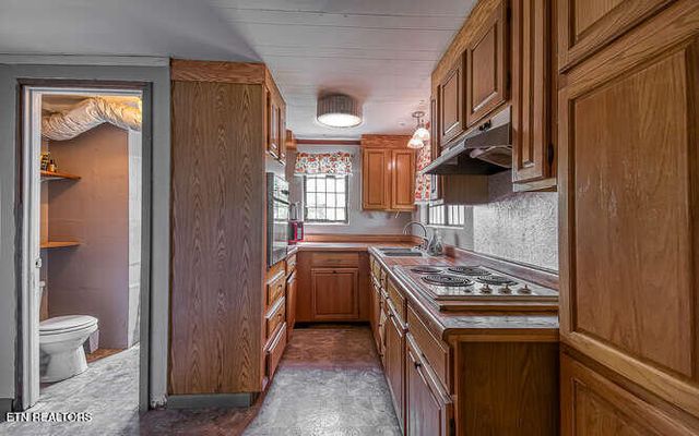 1406 Madison Ave, Maryville, TN 37804