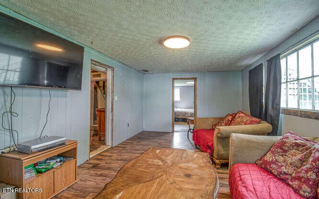 1406 Madison Ave, Maryville, TN 37804