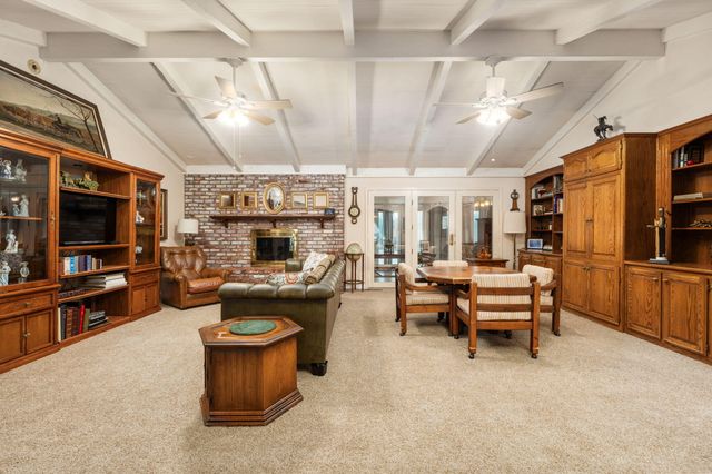 1113 N Manor Drive, Tulare, CA 93274