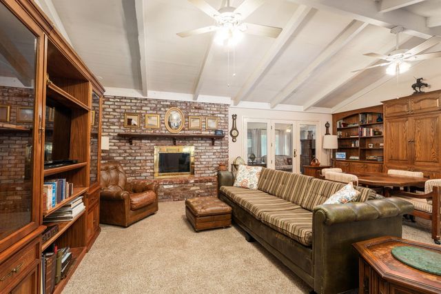 1113 N Manor Drive, Tulare, CA 93274