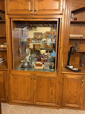 1113 N Manor Drive, Tulare, CA 93274