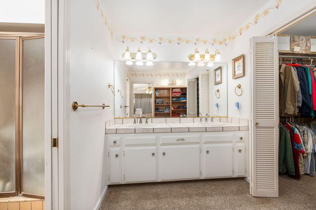 1113 N Manor Drive, Tulare, CA 93274