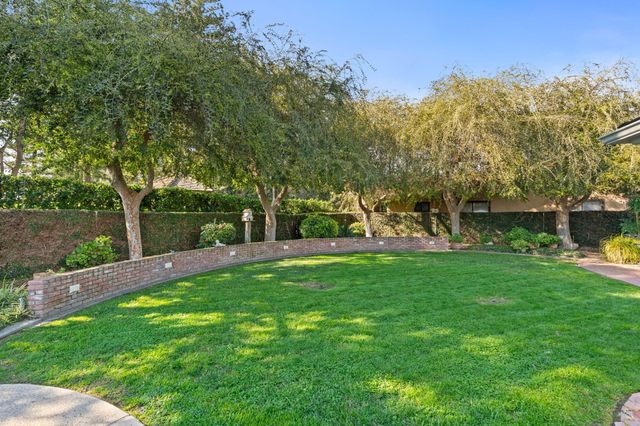 1113 N Manor Drive, Tulare, CA 93274