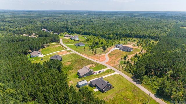 5713 Nickel Bill James Rd, Benton, AR 72019