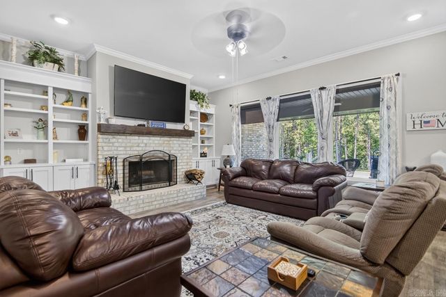 5713 Nickel Bill James Rd, Benton, AR 72019