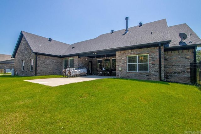5713 Nickel Bill James Rd, Benton, AR 72019