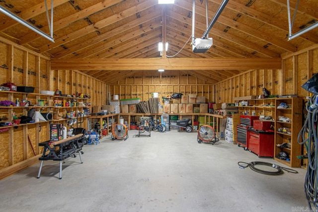5713 Nickel Bill James Rd, Benton, AR 72019