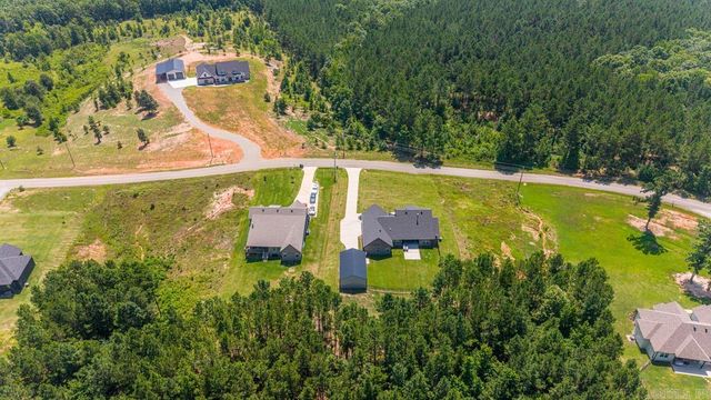 5713 Nickel Bill James Rd, Benton, AR 72019