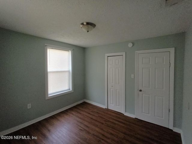 2542 WILCOX Court, Jacksonville, FL 32207