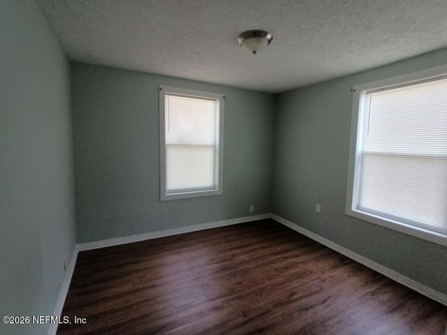 2542 WILCOX Court, Jacksonville, FL 32207
