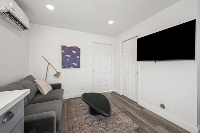 6100 Stonehand Ave, Citrus Heights, CA 95621