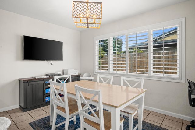 6100 Stonehand Ave, Citrus Heights, CA 95621