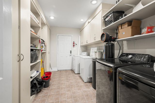 6100 Stonehand Ave, Citrus Heights, CA 95621