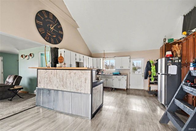 10152 County Road 2, Middlebury, IN 46540