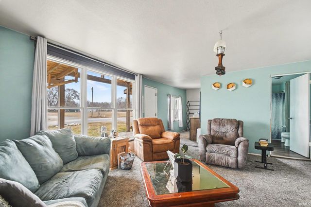 10152 County Road 2, Middlebury, IN 46540