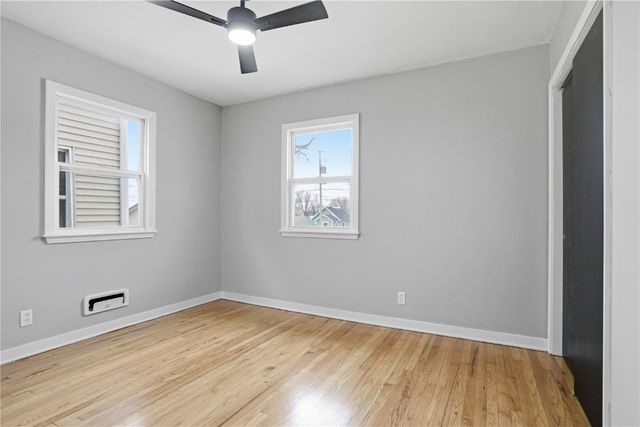 1053 Center Point Road NE, Cedar Rapids, IA 52402