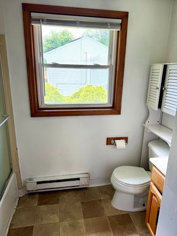 559 Pulpit Hill Rd, Amherst, MA 01002