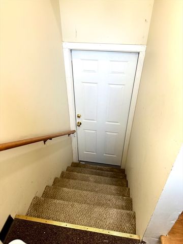 559 Pulpit Hill Rd, Amherst, MA 01002