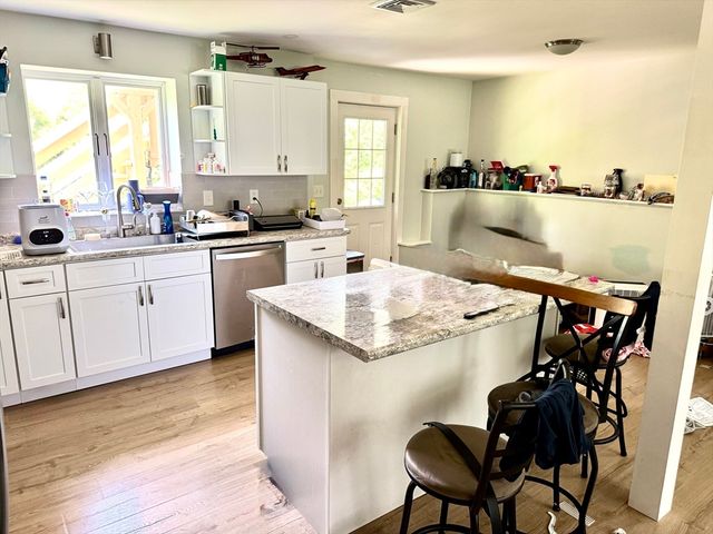 559 Pulpit Hill Rd, Amherst, MA 01002
