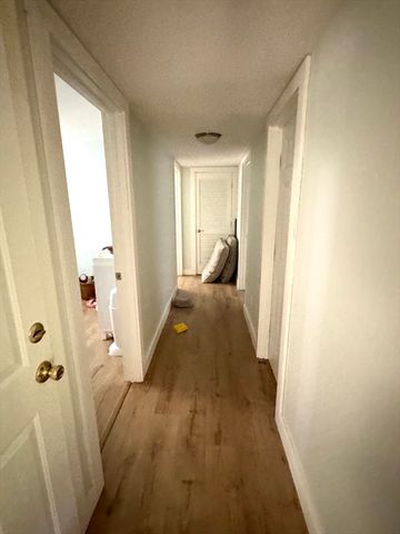 559 Pulpit Hill Rd, Amherst, MA 01002
