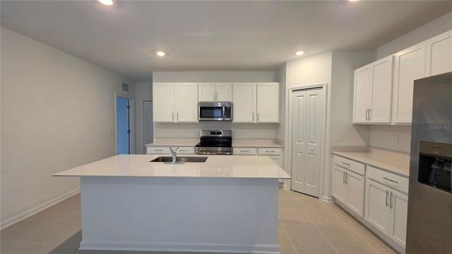 3363 ALEXANDER DRIVE, Lake Wales, FL 33859