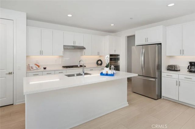 17806 Top Court, Canyon Country, CA 91350