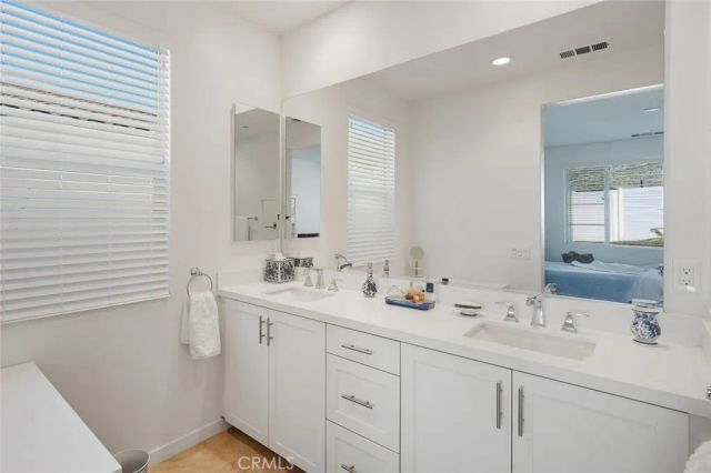 17806 Top Court, Canyon Country, CA 91350