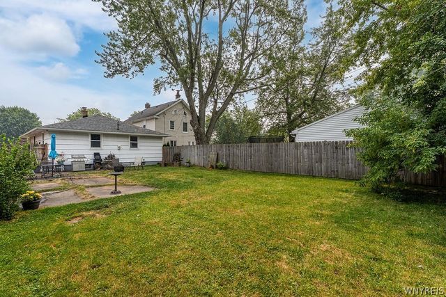 160 Parkhurst Boulevard, Tonawanda, NY 14223