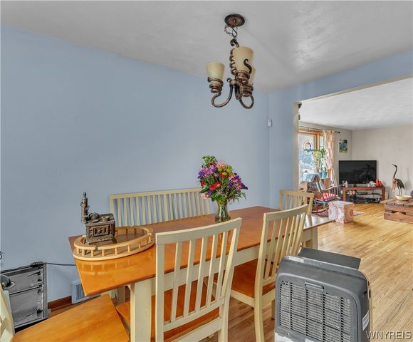 160 Parkhurst Boulevard, Tonawanda, NY 14223