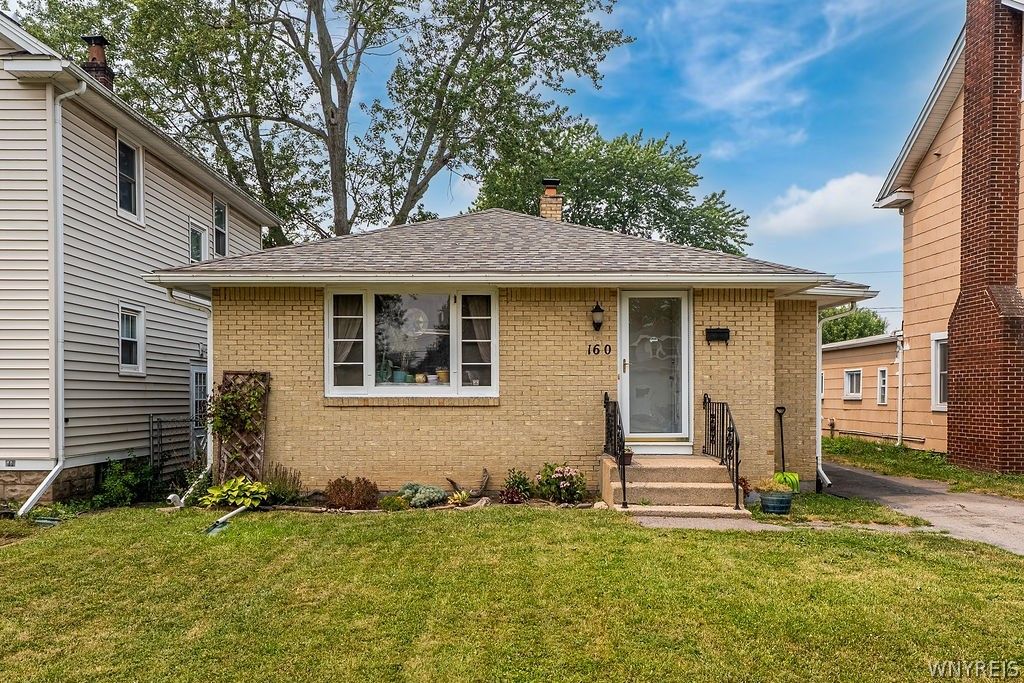 160 Parkhurst Boulevard, Tonawanda, NY 14223