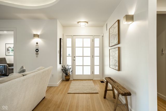 5201 N Pennsylvania Street, Indianapolis, IN 46220