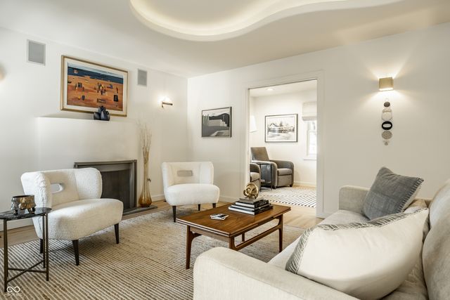 5201 N Pennsylvania Street, Indianapolis, IN 46220