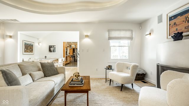 5201 N Pennsylvania Street, Indianapolis, IN 46220