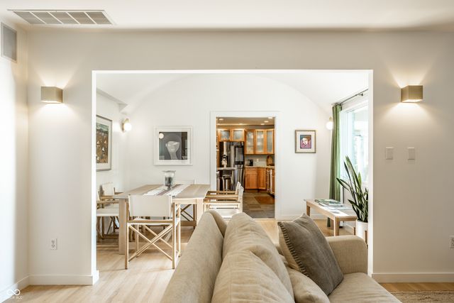 5201 N Pennsylvania Street, Indianapolis, IN 46220