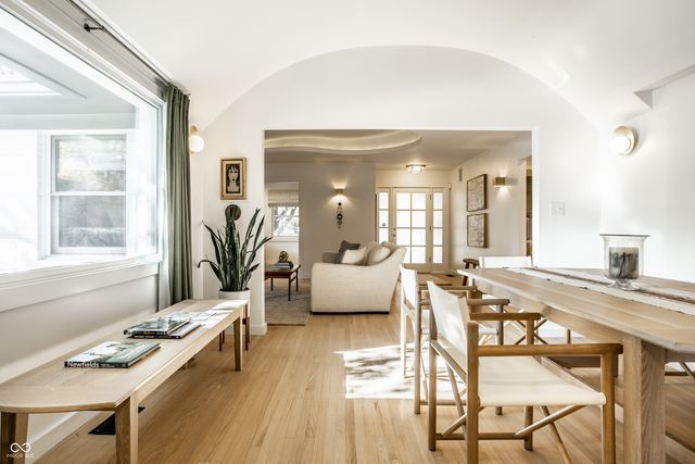 5201 N Pennsylvania Street, Indianapolis, IN 46220