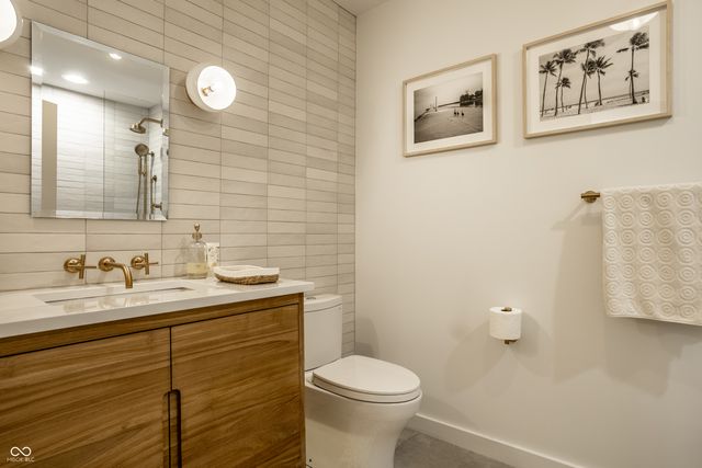 5201 N Pennsylvania Street, Indianapolis, IN 46220