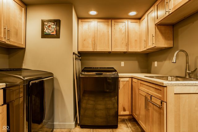 5201 N Pennsylvania Street, Indianapolis, IN 46220