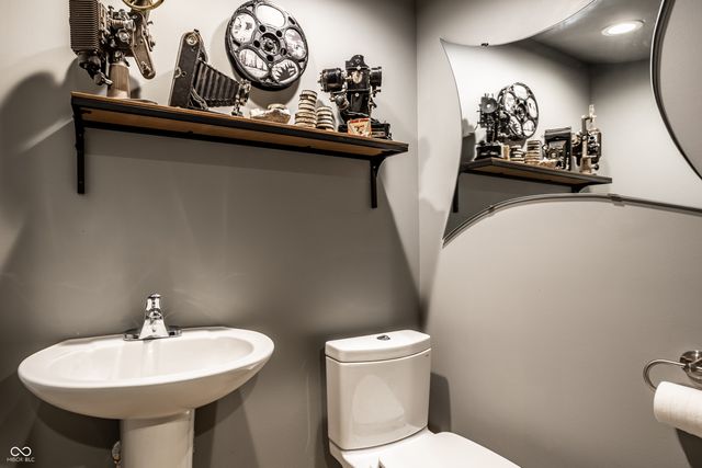 5201 N Pennsylvania Street, Indianapolis, IN 46220