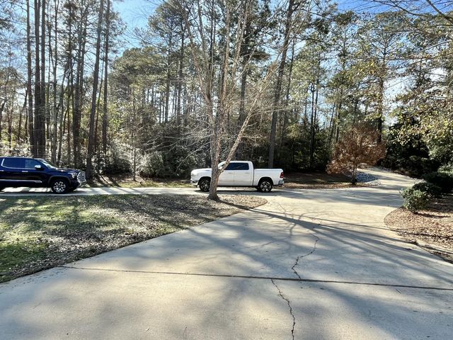 1078 N Lake Estates, Hattiesburg, MS 39402