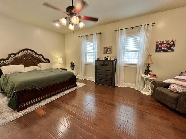 1078 N Lake Estates, Hattiesburg, MS 39402