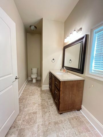 1078 N Lake Estates, Hattiesburg, MS 39402