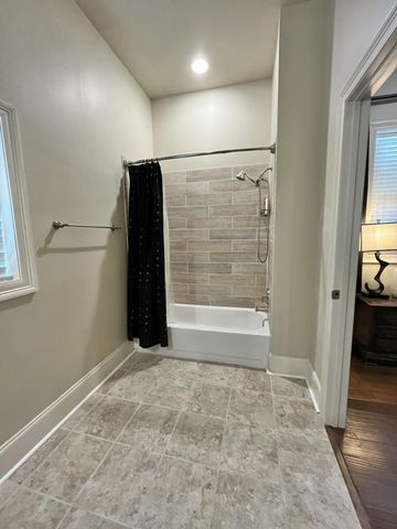 1078 N Lake Estates, Hattiesburg, MS 39402