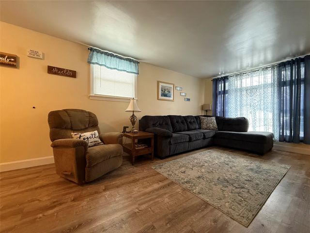 248 E 4TH Street, Waterford, PA 16441